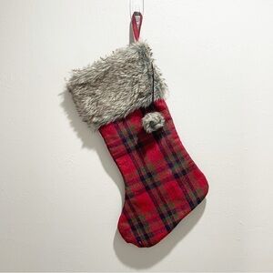 ST NICK’S CHOICE Christmas Holiday Stocking Faux Fur Red Black Plaid Flannel